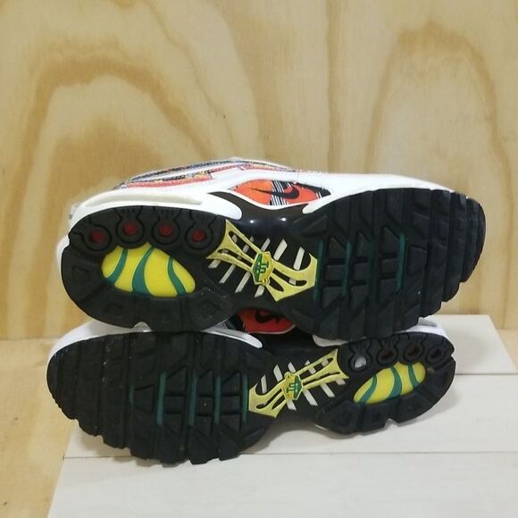 Nike Air Max Plus 97 City Pride Miami 2018 Mens size 9,Wmn's size 10 1/2 - Picture 8 of 8